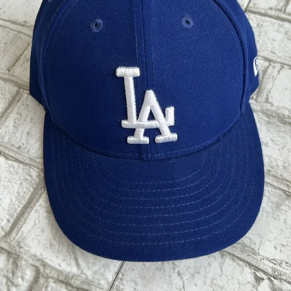 LA Baseball Hat - Picture 3 of 7